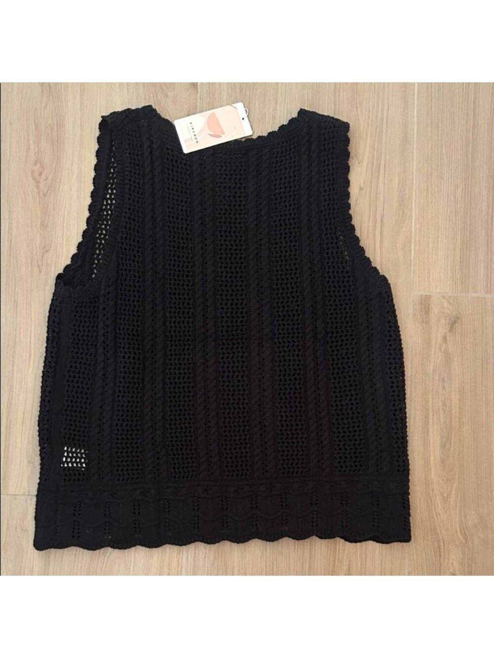 Tank Top in Black - Picture 5 of 5